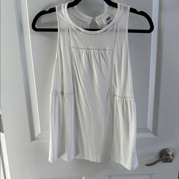 ❤️Old Navy White Pleated Relaxed Tank Top - Picture 1 of 3
